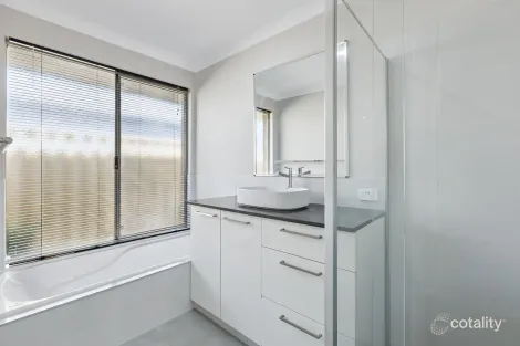 Property photo of 16 Pissaro Crescent Ashby WA 6065