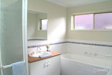 Property photo of 22 Delfin Court Rowville VIC 3178