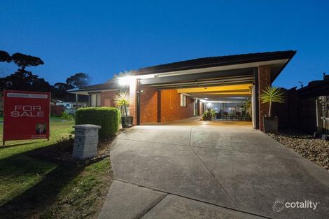 Property photo of 8 Saltbush Glade Frankston VIC 3199