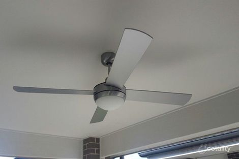 Property photo of 11 Savery Road Carnes Hill NSW 2171