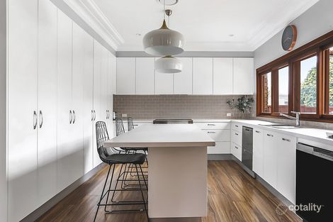 Property photo of 21 Caledonia Crescent Peakhurst NSW 2210