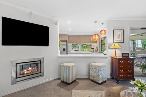 Property photo of 32 Landale Drive Strathdale VIC 3550
