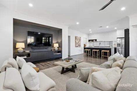 Property photo of 14 Sisters Crescent Mount Barker SA 5251