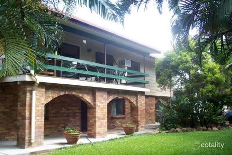 8 Tenth St, Home Hill, QLD 4806