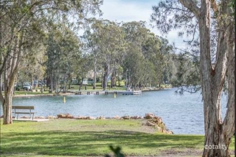 Property photo of 11 Yeramba Road Summerland Point NSW 2259