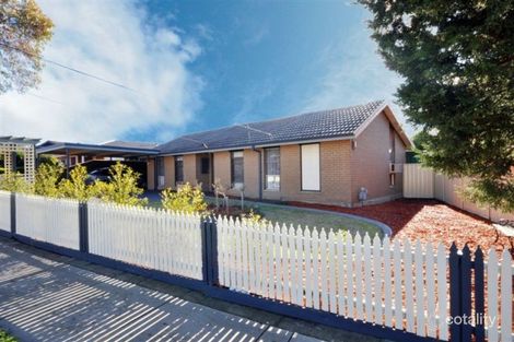 Property photo of 36 Toora Drive Westmeadows VIC 3049