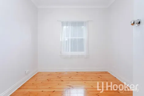 Property photo of 8 Montgomery Avenue Murray Bridge SA 5253