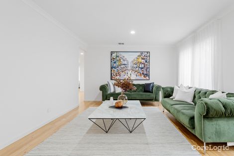 Property photo of 24 Eucumbene Drive Berwick VIC 3806
