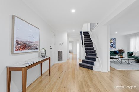 Property photo of 24 Eucumbene Drive Berwick VIC 3806