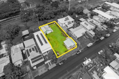 19-21 Nelson St, Bungalow, QLD 4870