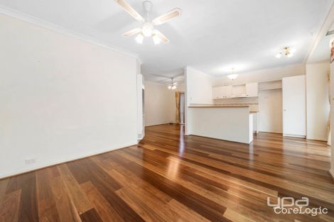 Property photo of 14 Maitland Place Caroline Springs VIC 3023