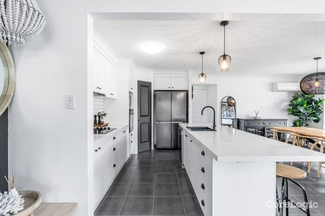 Property photo of 24 Stega Place Wynnum West QLD 4178