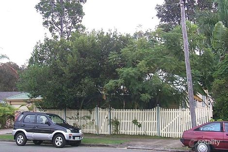 21 Fisher Ave, Southport, QLD 4215