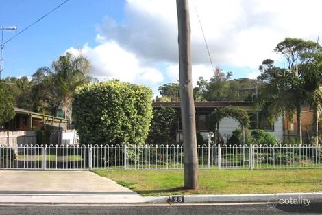 28 Clare Cres, Berkeley Vale, NSW 2261