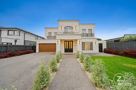 33 Johnson Dr, Glen Waverley, VIC 3150