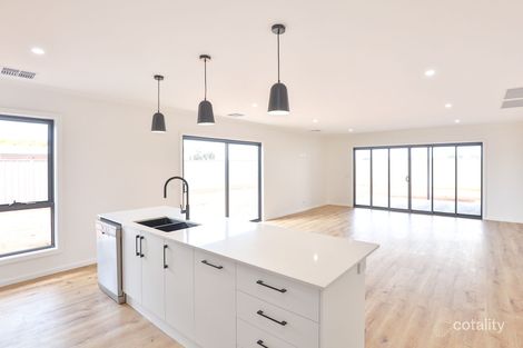Property photo of 16 Cook Drive Red Cliffs VIC 3496