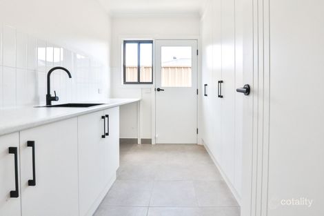 Property photo of 16 Cook Drive Red Cliffs VIC 3496
