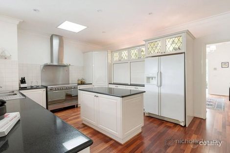 Property photo of 38 Albert Street Mornington VIC 3931