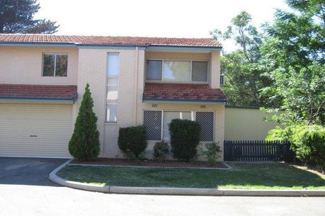 6c Casserley Ave, Girrawheen, WA 6064