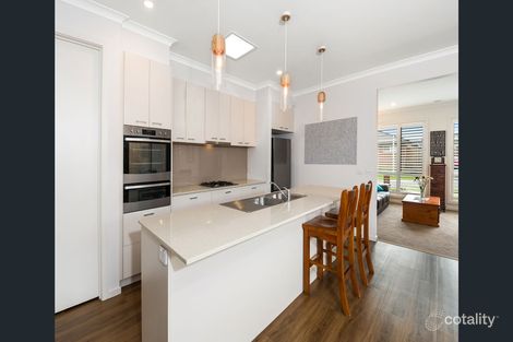 Property photo of 29 Sandstone Circuit Carrum Downs VIC 3201