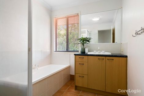 Property photo of 11 Fig Tree Close Mackenzie QLD 4156