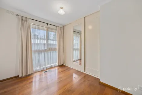 Property photo of 13 Rozelle Avenue Ringwood East VIC 3135