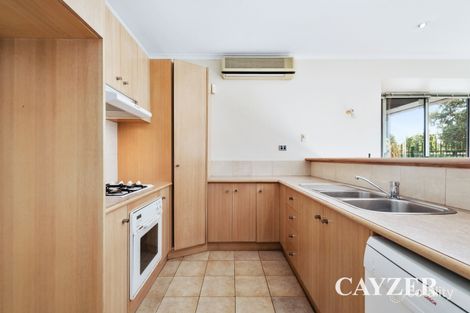 Property photo of 2/347 Beaconsfield Parade St Kilda West VIC 3182