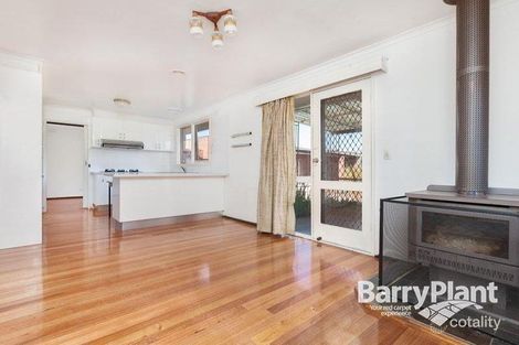 Property photo of 18 Cheviot Road Keysborough VIC 3173