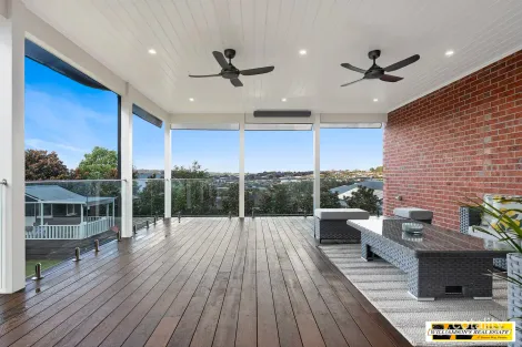 Property photo of 9 Sloane Square Drouin VIC 3818