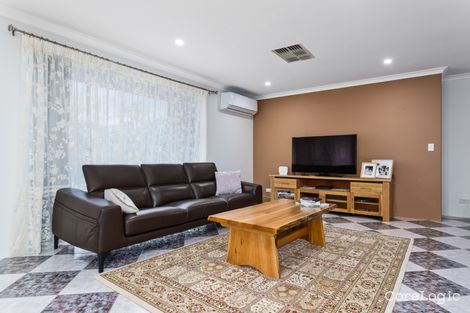 Property photo of 38 Dandenong Way Alexander Heights WA 6064