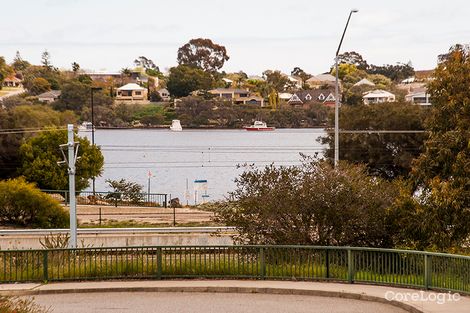 Property photo of 45 Gentilli Way Salter Point WA 6152