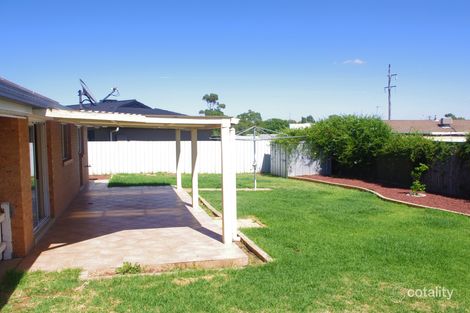 Property photo of 11 Flinders Close Dubbo NSW 2830