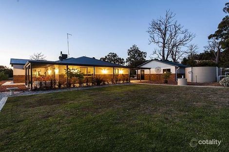 Property photo of 33 Ghost Gum Heights Jarrahdale WA 6124