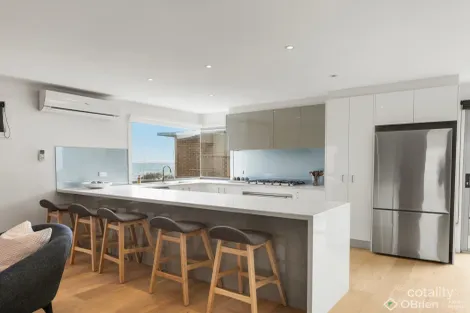 Property photo of 3/4 Osbourne Avenue Cowes VIC 3922