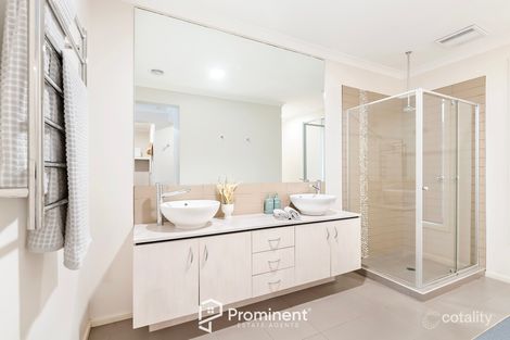 Property photo of 1 Duce Street Cranbourne East VIC 3977