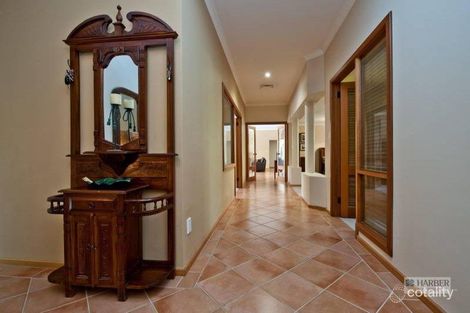 Property photo of 5 Wakeley Way Duncraig WA 6023