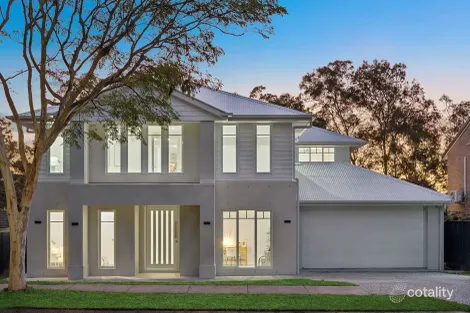 33 Dove Tree Cres, Sinnamon Park, QLD 4073