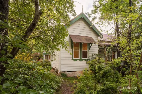 49 Wilson St, Wentworth Falls, NSW 2782