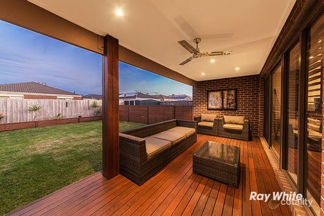 Property photo of 25 Valencia Circuit Cranbourne VIC 3977