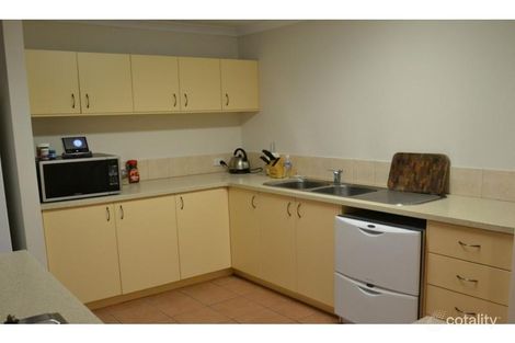 Property photo of 41 Bingarra Crescent Tapping WA 6065