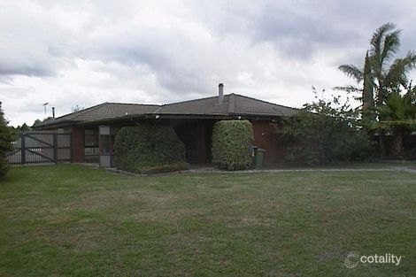Property photo of 10 Cathie Court Narre Warren VIC 3805