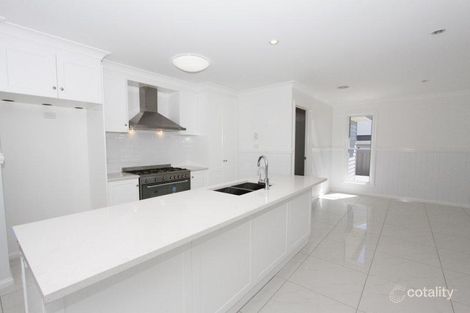 Property photo of 53 Kaloona Drive Bourkelands NSW 2650