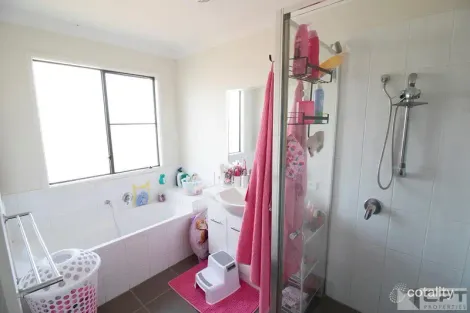 Property photo of 22 Lawson Crescent Laidley North QLD 4341