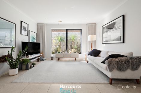 Property photo of 10 Bloom Crescent Wollert VIC 3750