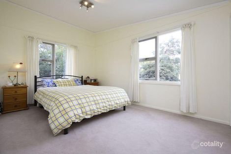 Property photo of 86 Walker Crescent Narrabundah ACT 2604
