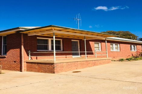 2/9-11 Belmore Ave, Parkes, NSW 2870