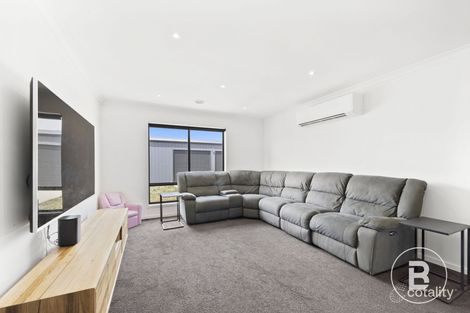 Property photo of 20 Continuance Way Delacombe VIC 3356