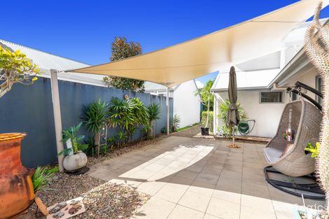 Property photo of 23 Seychelles Place Parrearra QLD 4575