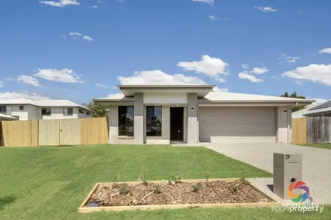 29 Fitzroy Ave, Clinton, QLD 4680