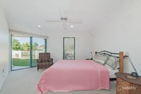 Property photo of 2 Rio Vista Close Carindale QLD 4152
